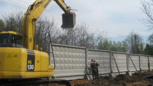 Монтаж железобетонных заборов в Красноярске